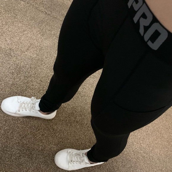 Black Women's Athletic Leggings - Picture 6 of 6
